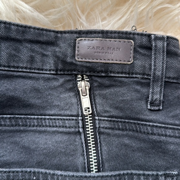 ZARA MAN jeans, size USA 30 - Picture 9 of 11